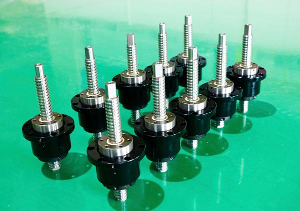 螺母旋轉(zhuǎn)式滾珠絲杠副